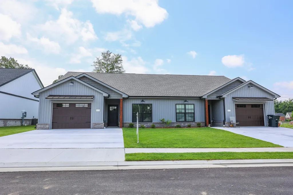 809 Violet Court Paducah KY 42001