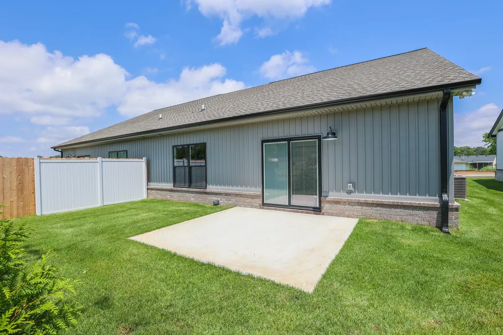 809 Violet Court Paducah KY 42001