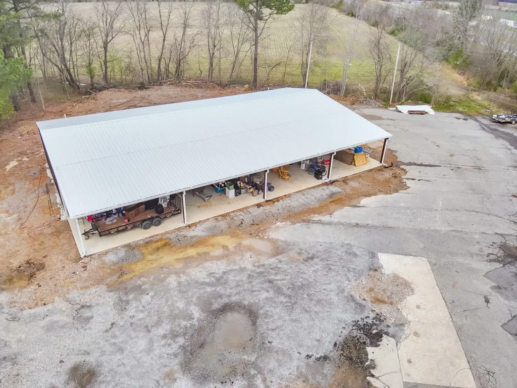 1870 Mayfield Highway Benton KY 42025