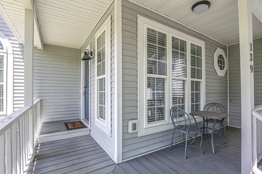 139 Sir Rogers Drive Gilbertsville KY 42044