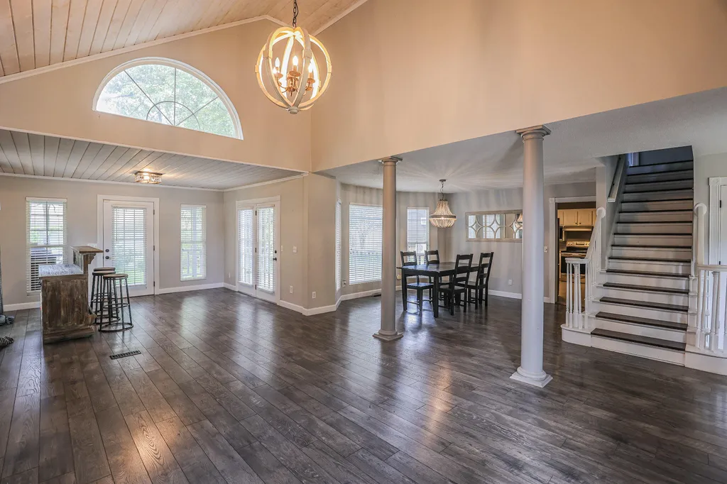 139 Sir Rogers Drive Gilbertsville KY 42044