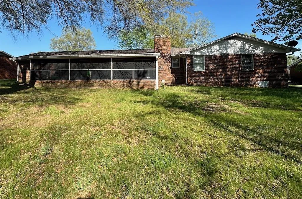 1506 London Drive Murray KY 42071