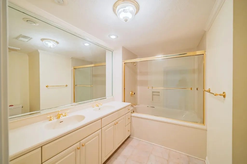 555 Whitney Drive Paducah KY 42001