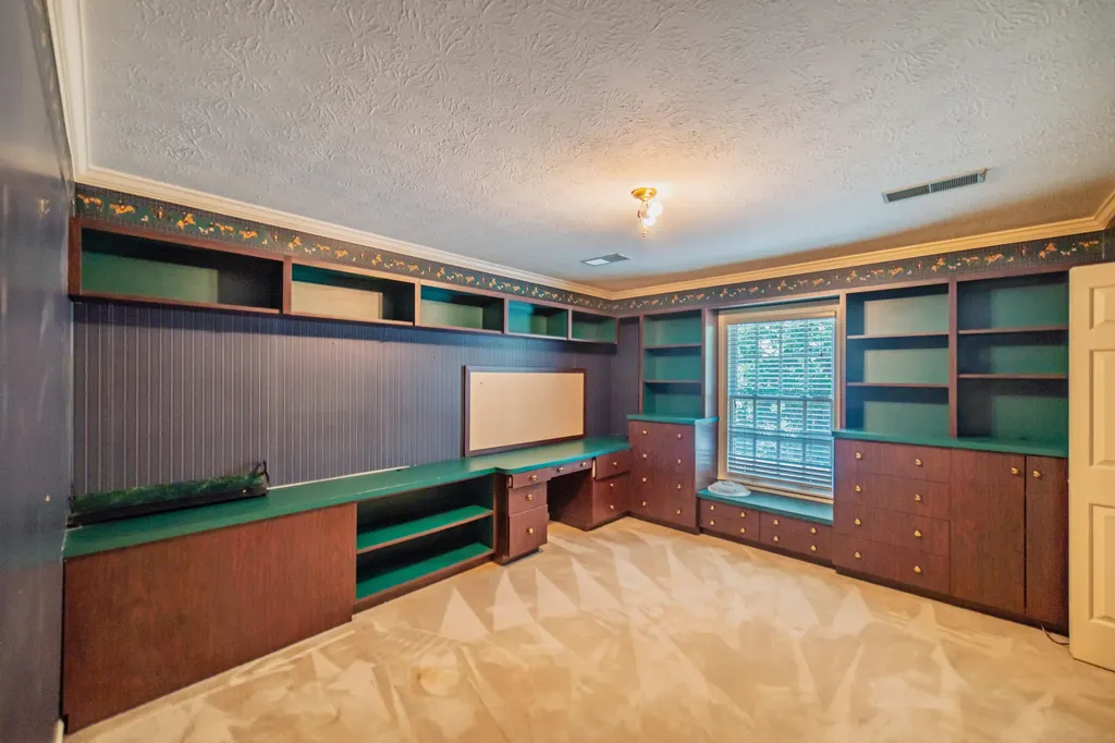 555 Whitney Drive Paducah KY 42001