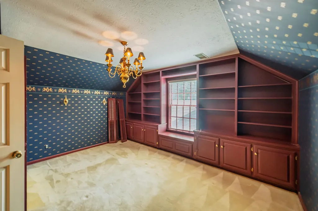 555 Whitney Drive Paducah KY 42001