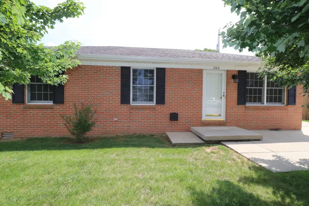 200 Corman Drive Nicholasville KY 40356