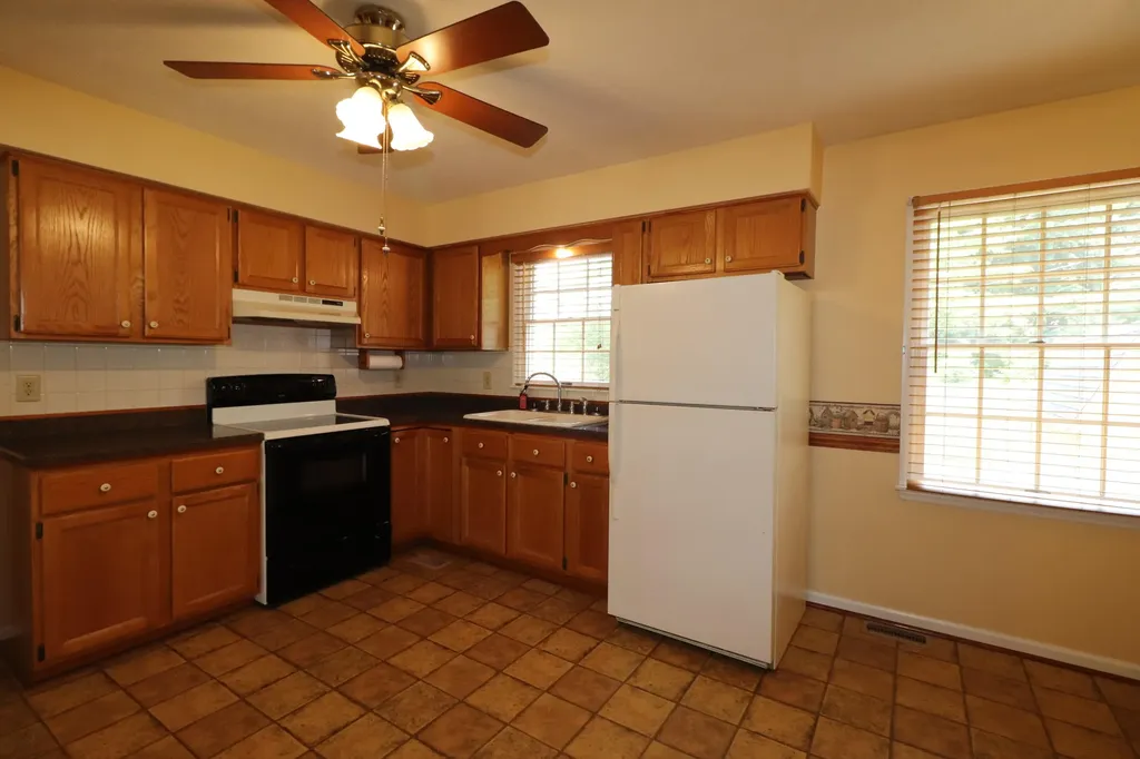 200 Corman Drive Nicholasville KY 40356