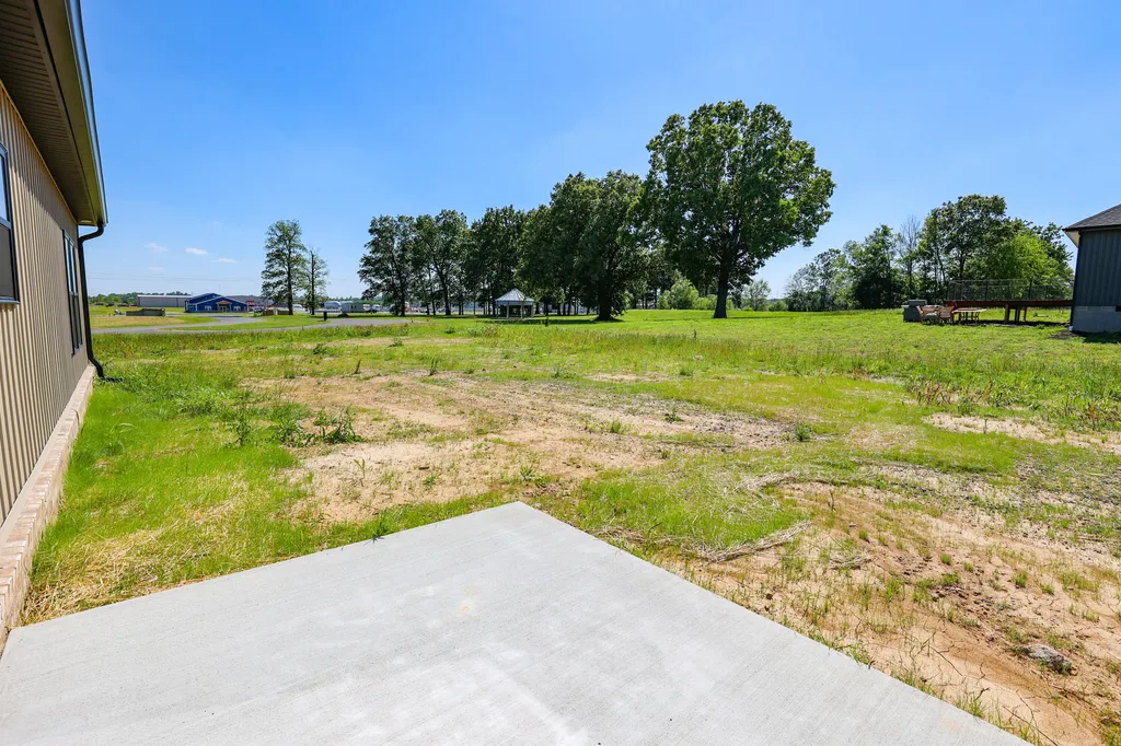 111 Ayly Estates Drive Mayfield KY 42066