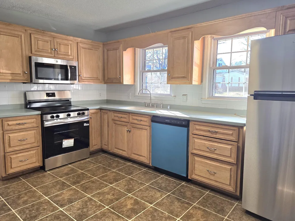 404 Sylvan Terrace Hopkinsville KY 42240