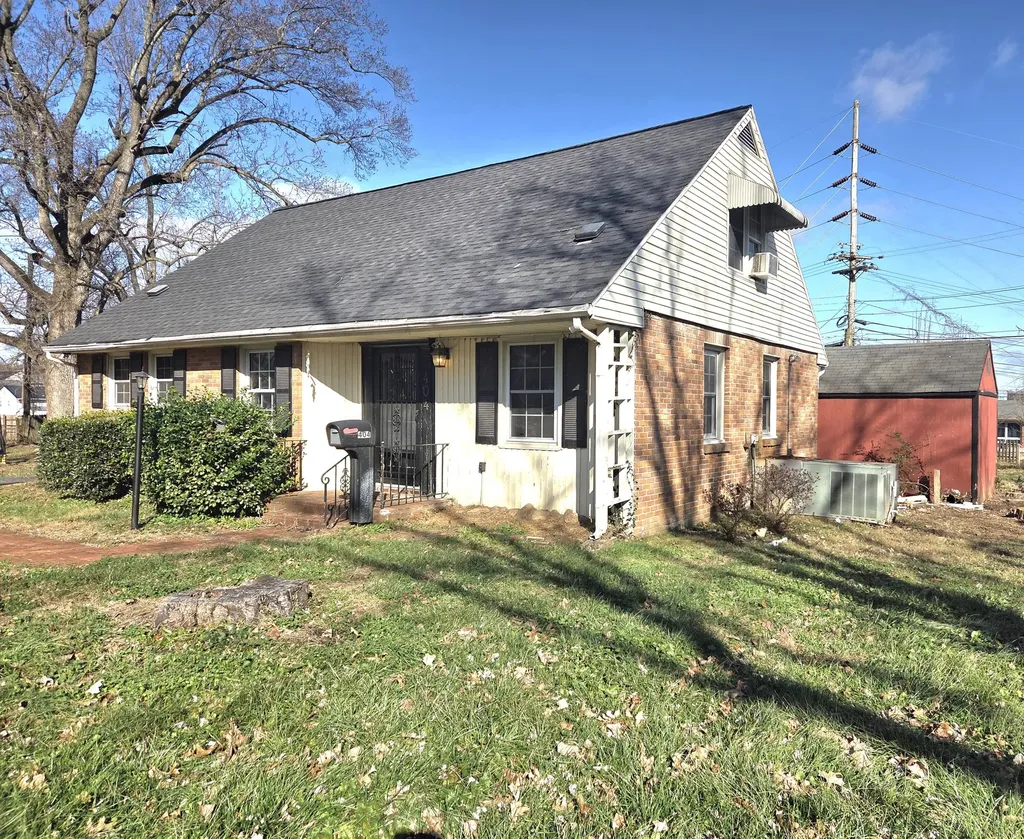 404 Sylvan Terrace Hopkinsville KY 42240