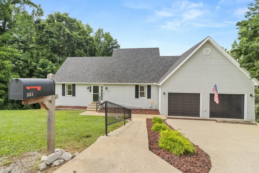 331 Pollard Circle Cadiz KY 42211
