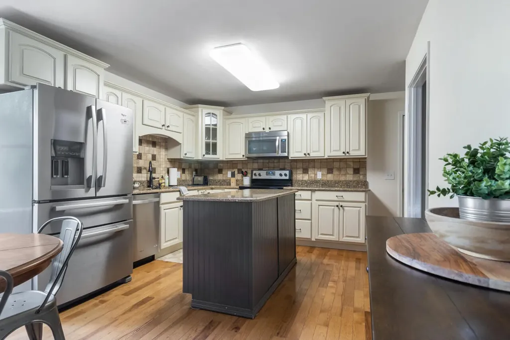 331 Pollard Circle Cadiz KY 42211