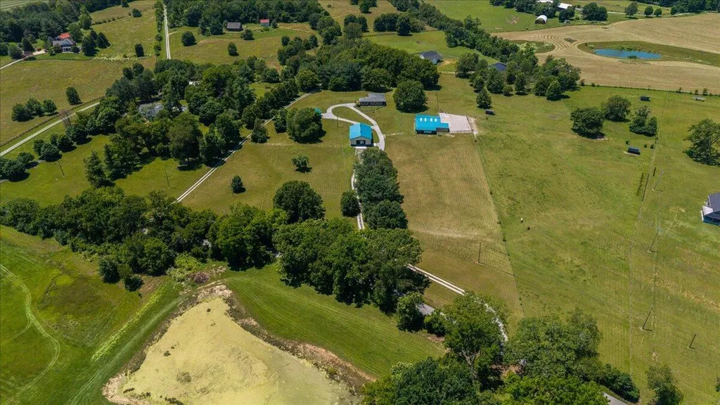 255 Galloway Road Stamping Ground KY 40379