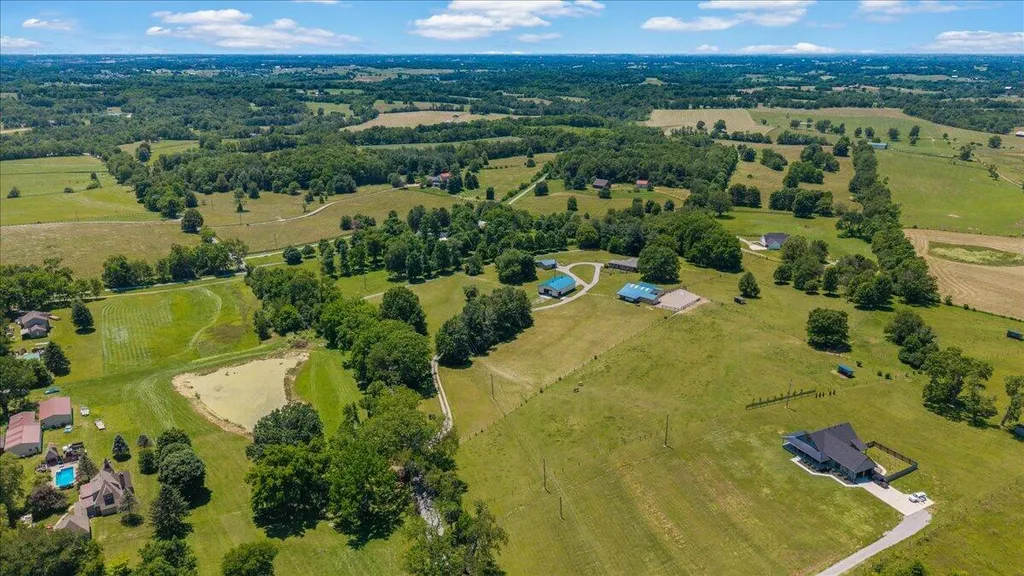 255 Galloway Road Stamping Ground KY 40379