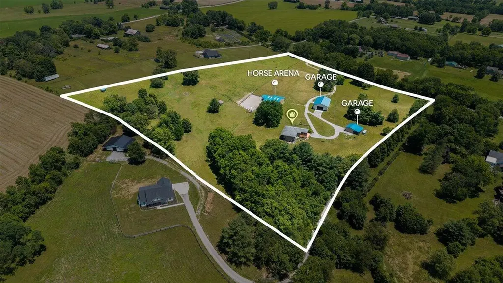 255 Galloway Road Stamping Ground KY 40379