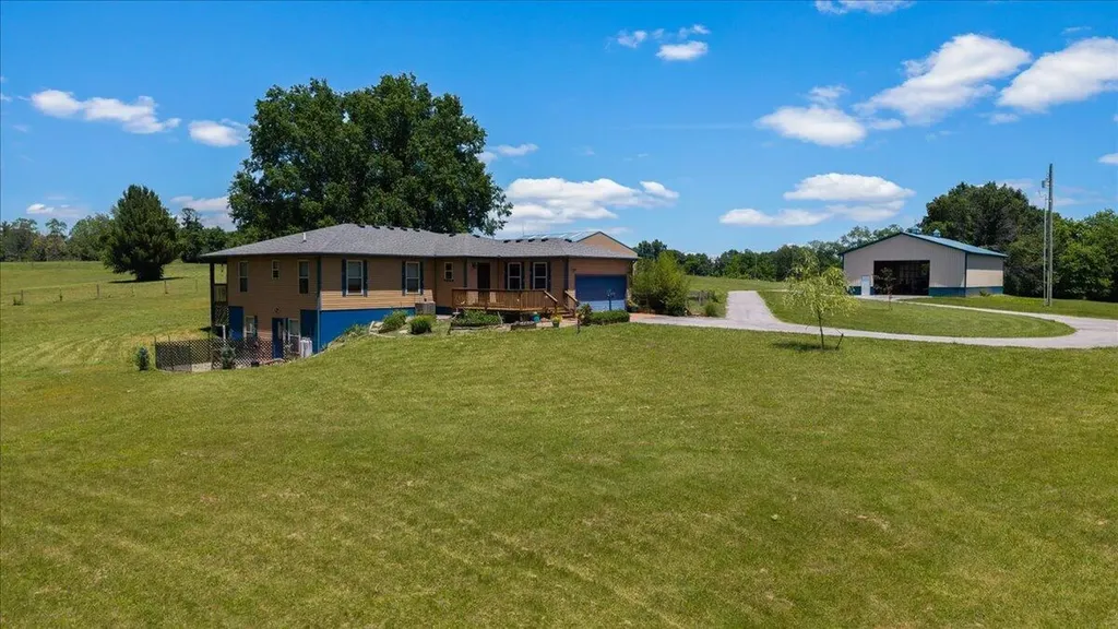 255 Galloway Road Stamping Ground KY 40379