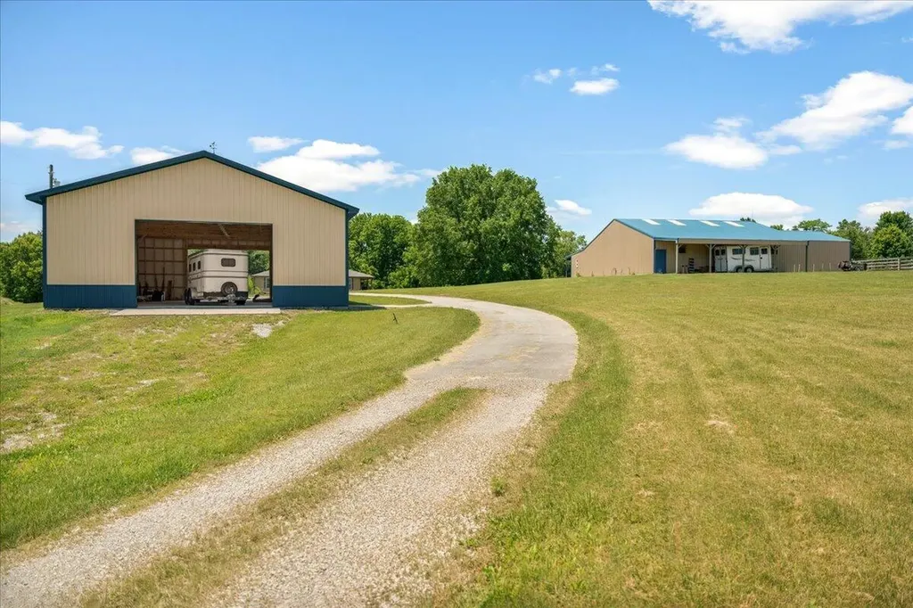 255 Galloway Road Stamping Ground KY 40379