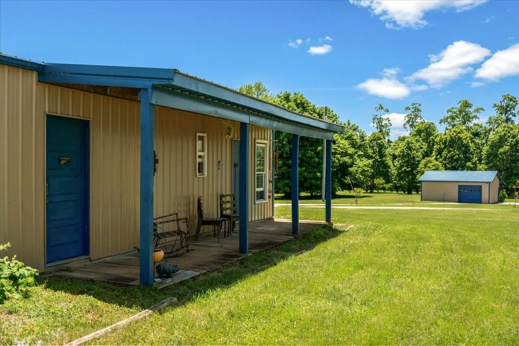 255 Galloway Road Stamping Ground KY 40379