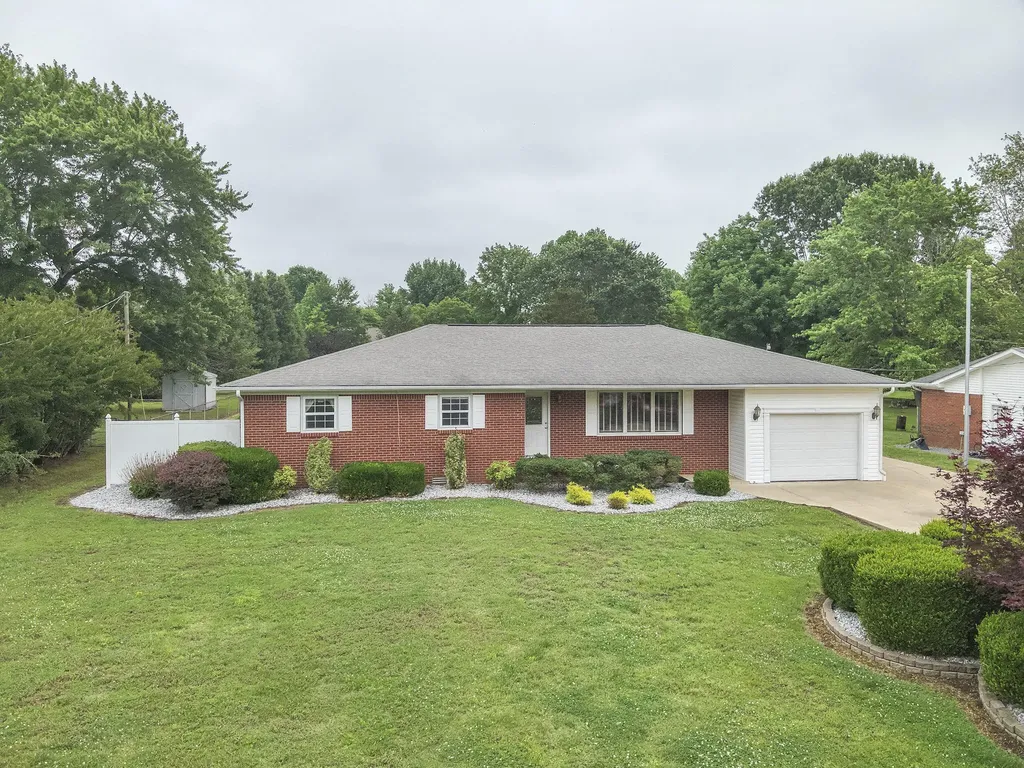 245 Babbland Drive Paducah KY 42003