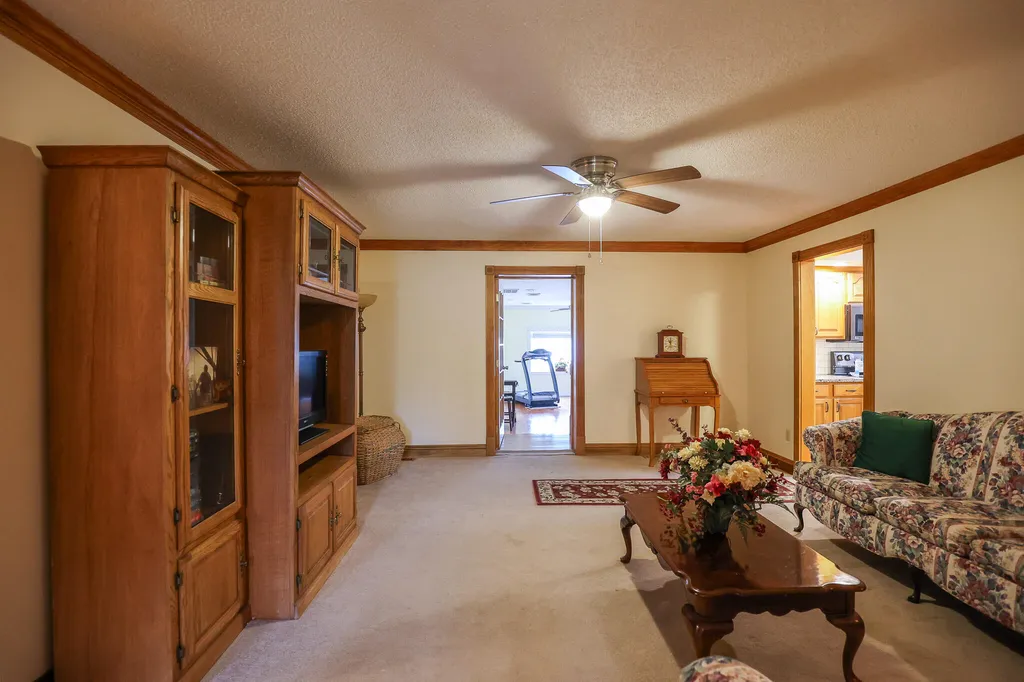 245 Babbland Drive Paducah KY 42003