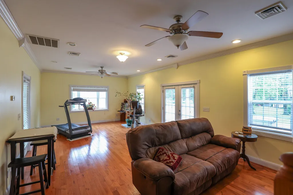 245 Babbland Drive Paducah KY 42003