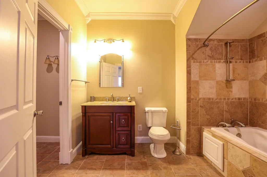 245 Babbland Drive Paducah KY 42003