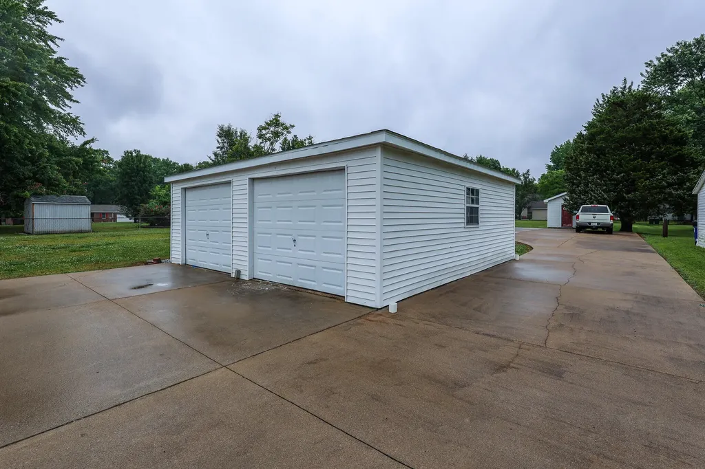 245 Babbland Drive Paducah KY 42003
