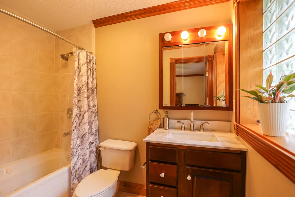 245 Babbland Drive Paducah KY 42003