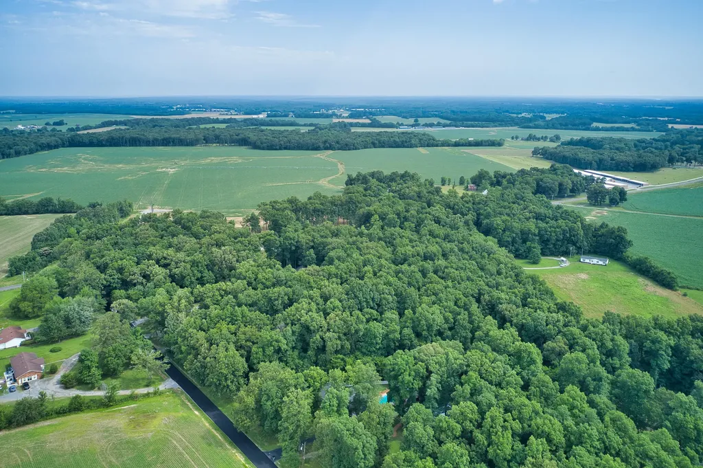 Lot #7 Sunnyside Lane Murray KY 42071