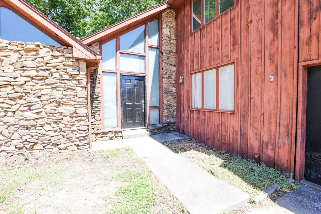 329 Carson Way Paducah KY 42003
