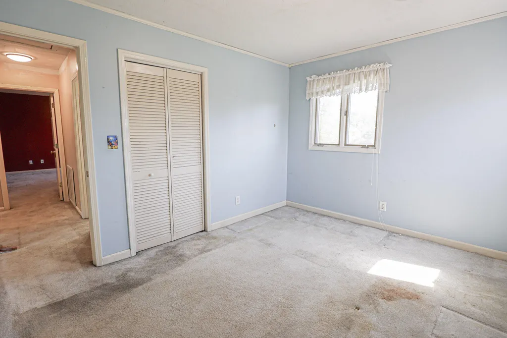 329 Carson Way Paducah KY 42003