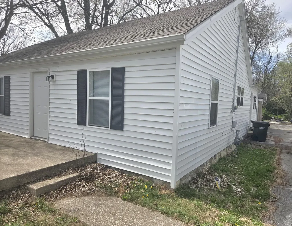 1303 Phelps Avenue Hopkinsville KY 42240