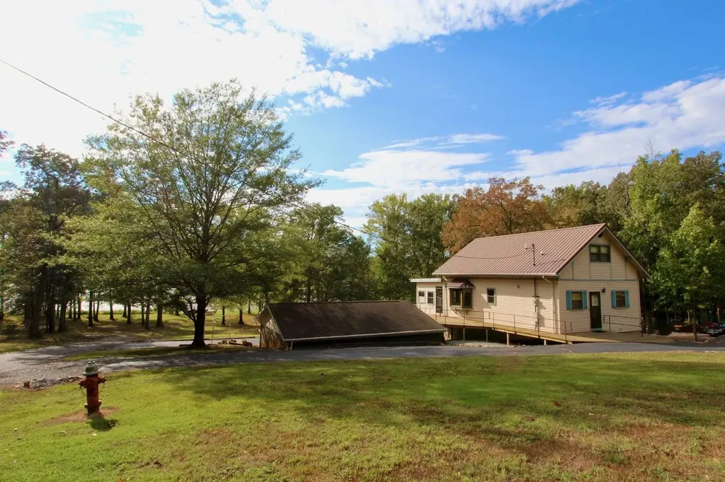114 Colson Road Benton KY 42025