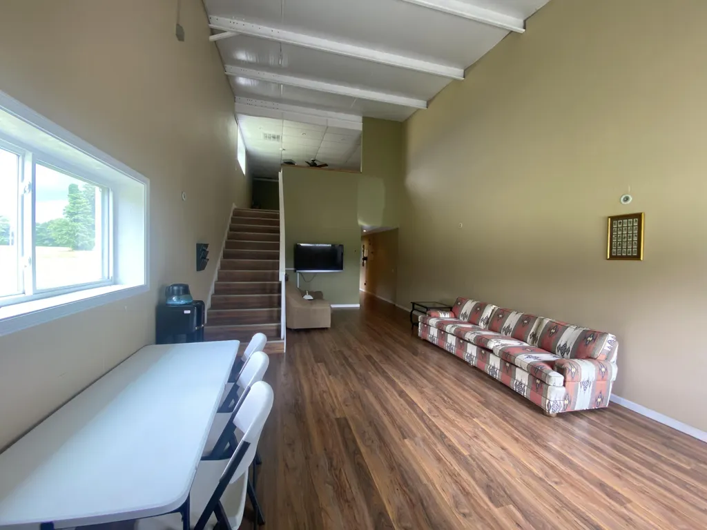 40 Neale Trail Murray KY 42071