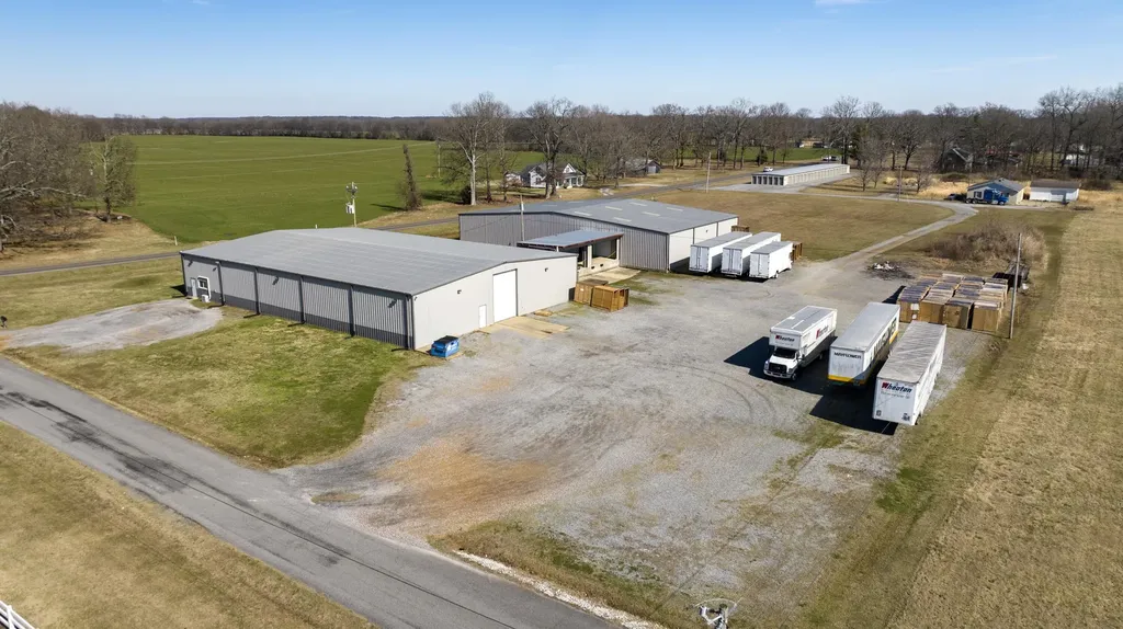 40 Neale Trail Murray KY 42071