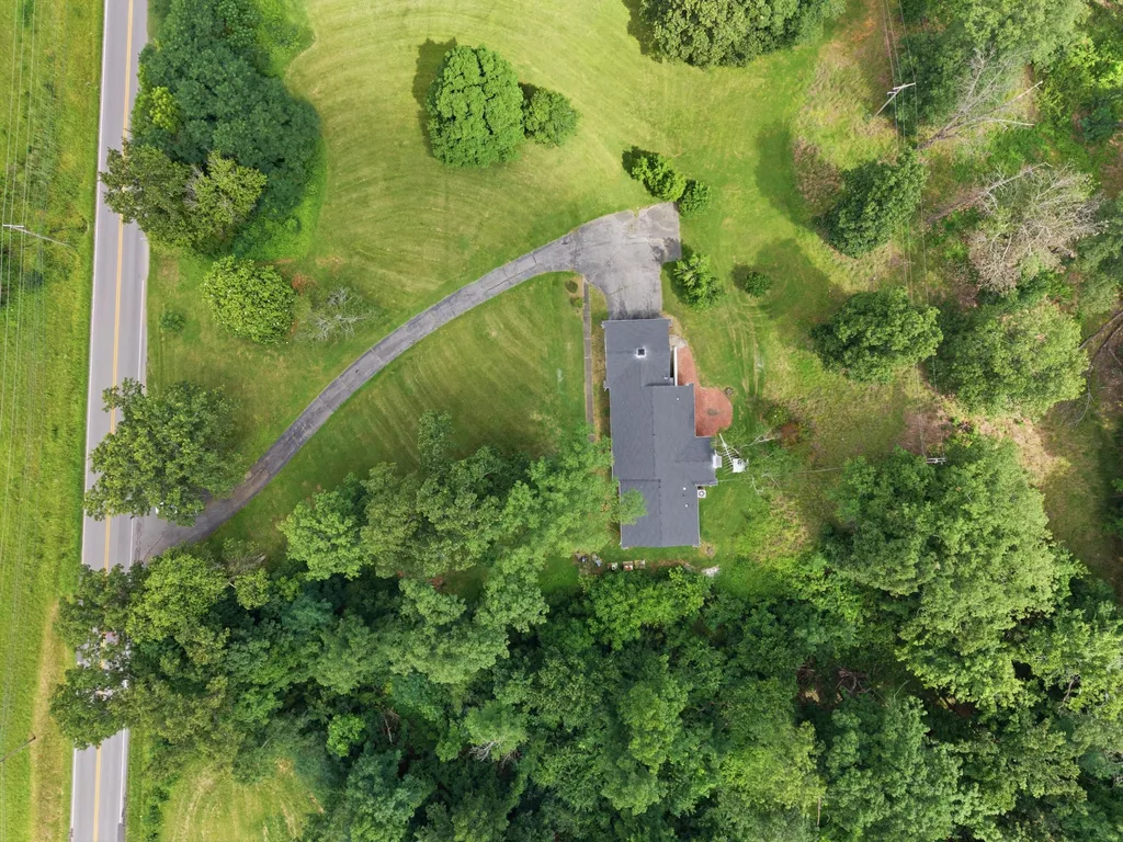1588 U.s. 641 Marion KY 42064