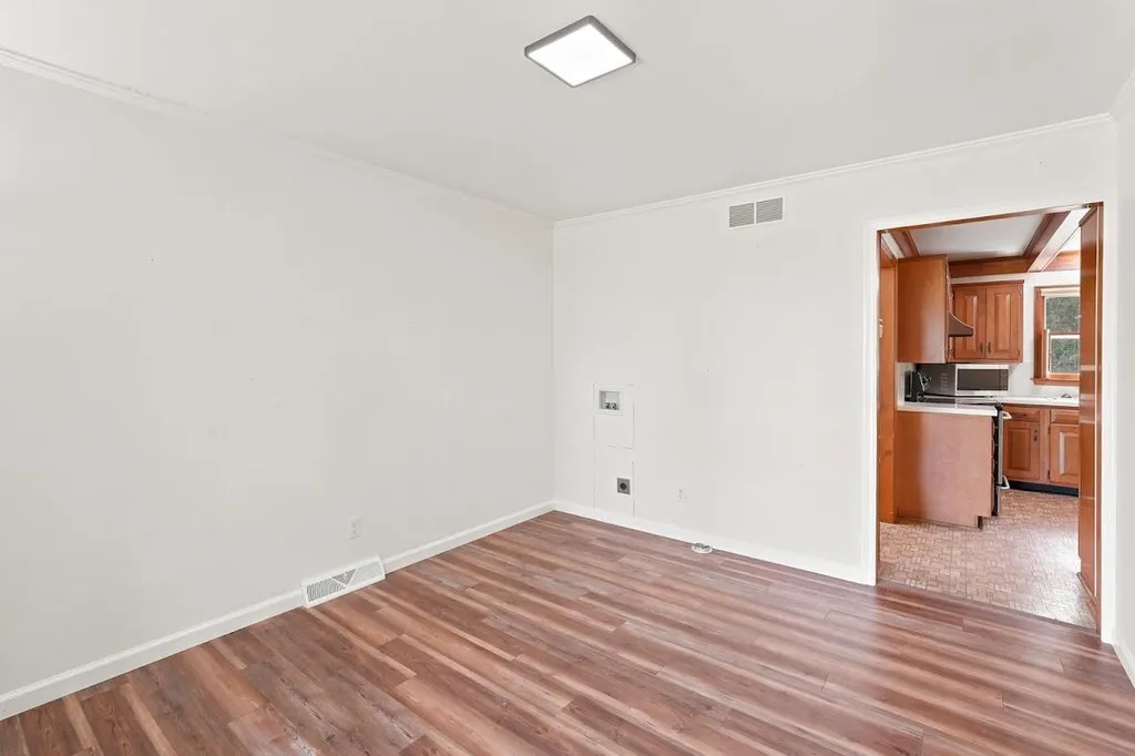 1588 U.s. 641 Marion KY 42064