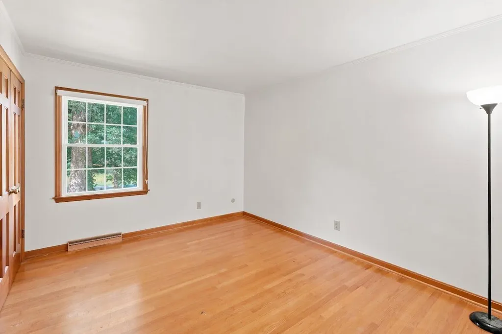 1588 U.s. 641 Marion KY 42064