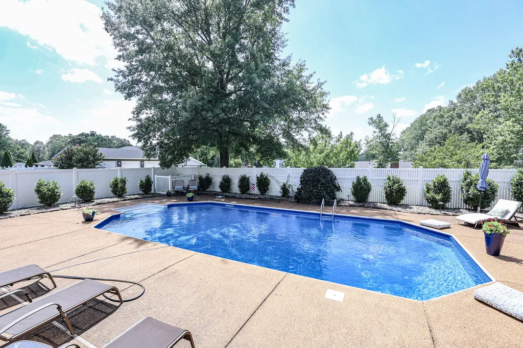 265 Ashcreek Road Paducah KY 42001