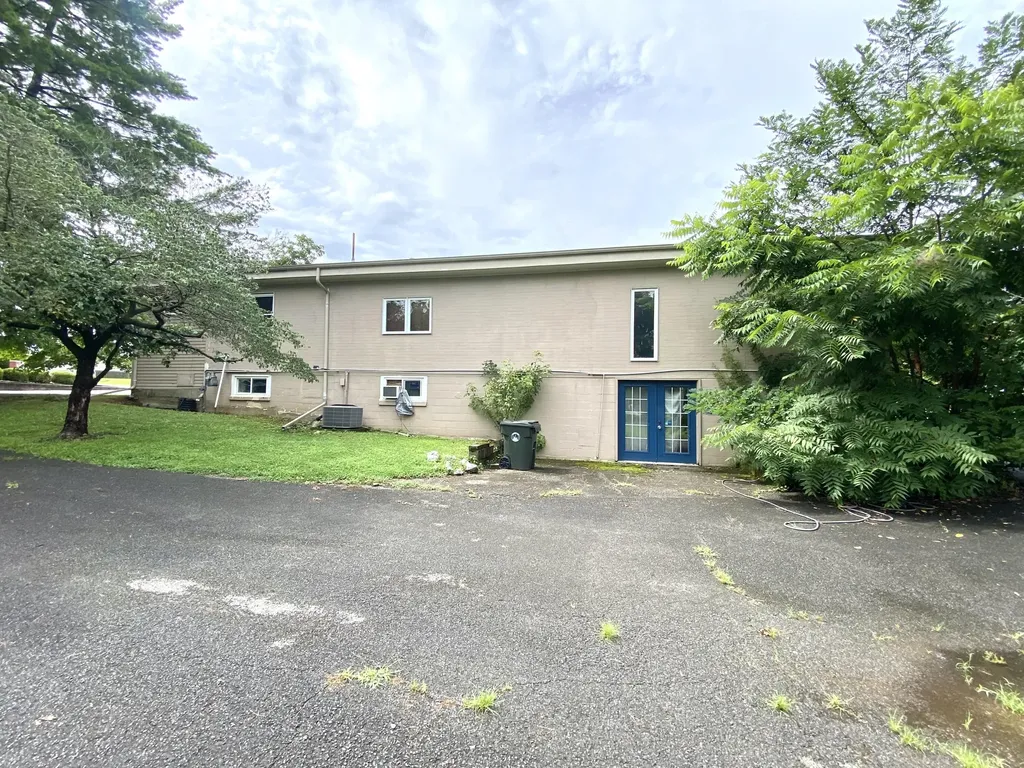 78 Ash Street Calvert City KY 42029