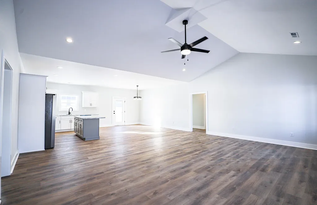 139 Ayly Estates Drive Mayfield KY 42066
