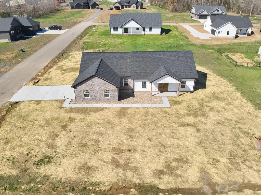 139 Ayly Estates Drive Mayfield KY 42066
