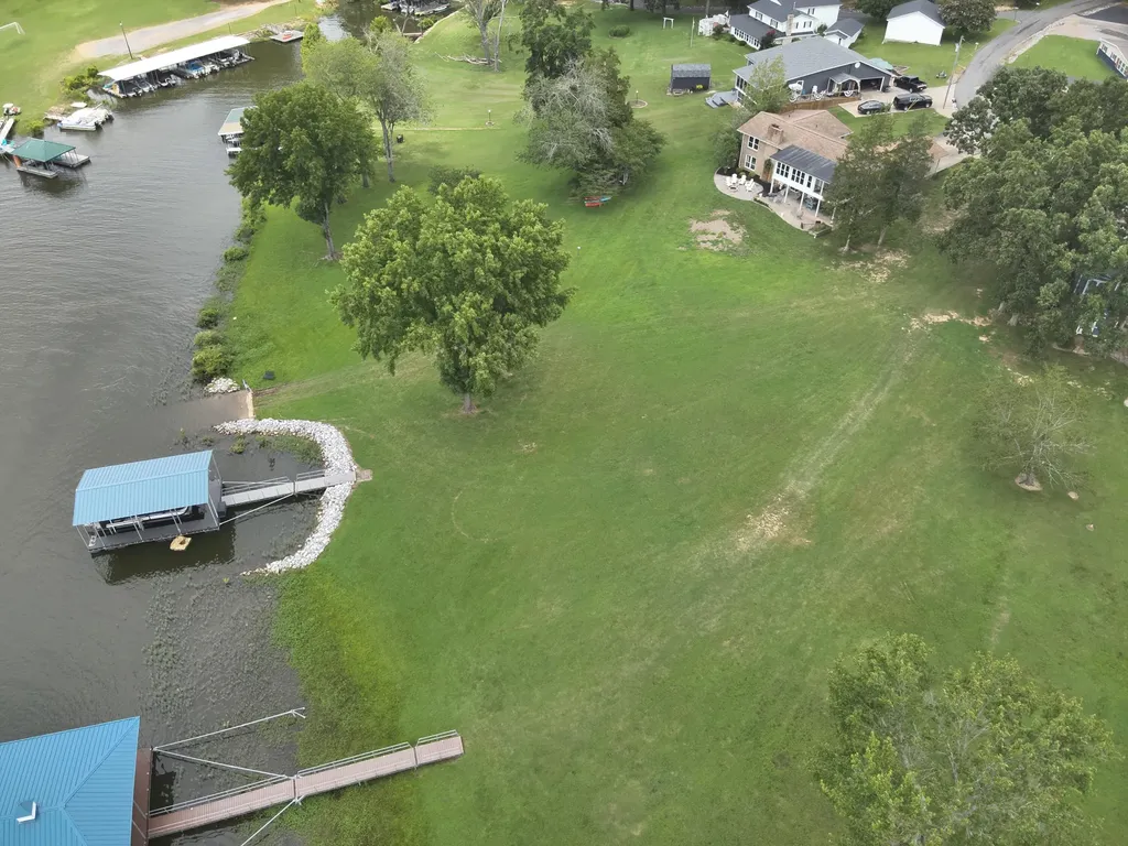 Lot 72 Buckhorn Circle Gilbertsville KY 42044