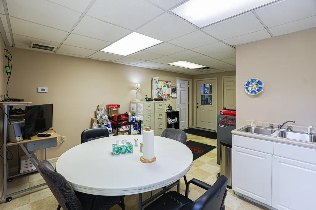 2344 New Holt Road Paducah KY 42001