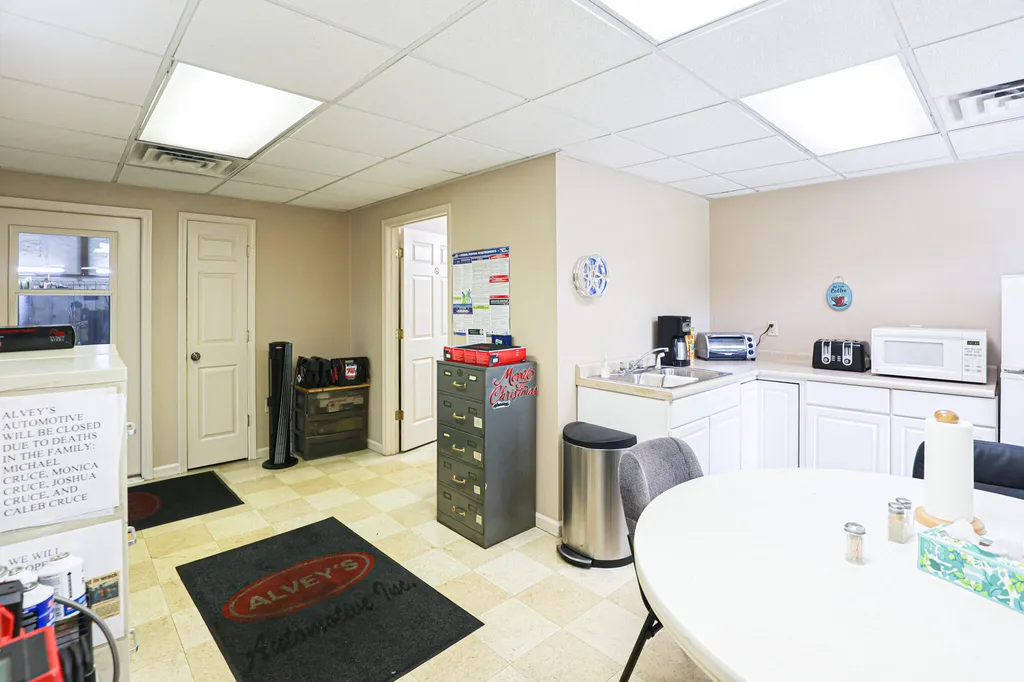 2344 New Holt Road Paducah KY 42001