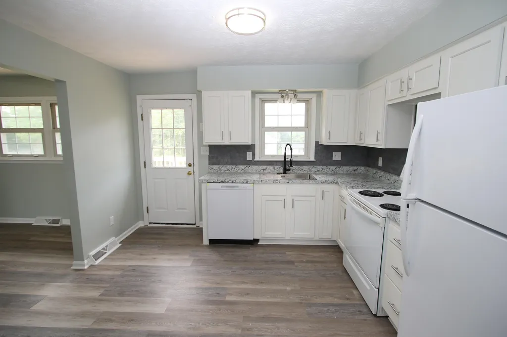 520 Henrico Road Harrodsburg KY 40330