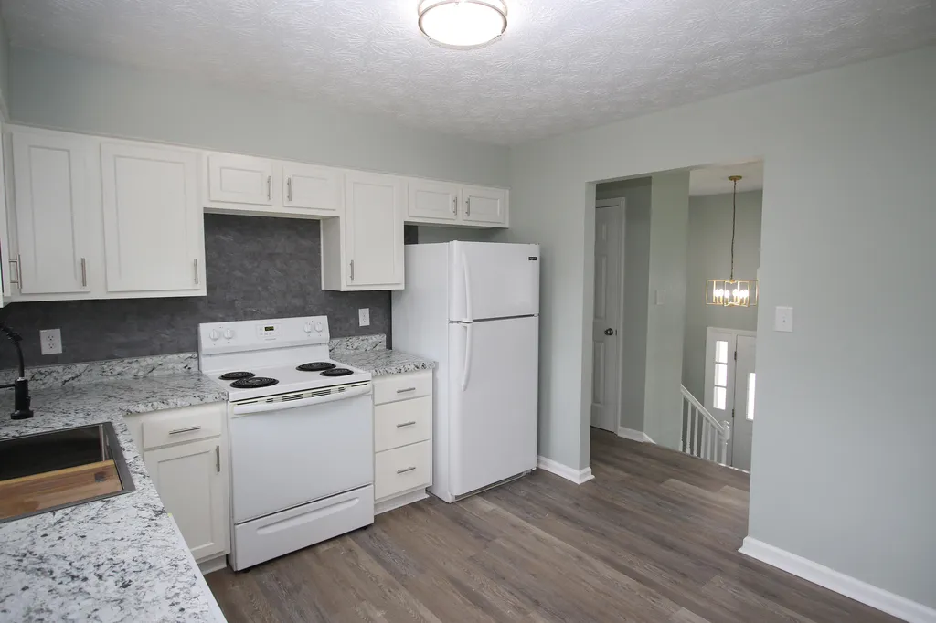 520 Henrico Road Harrodsburg KY 40330