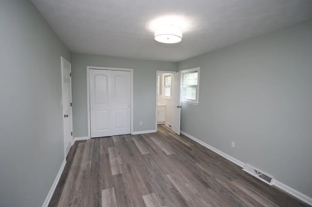 520 Henrico Road Harrodsburg KY 40330