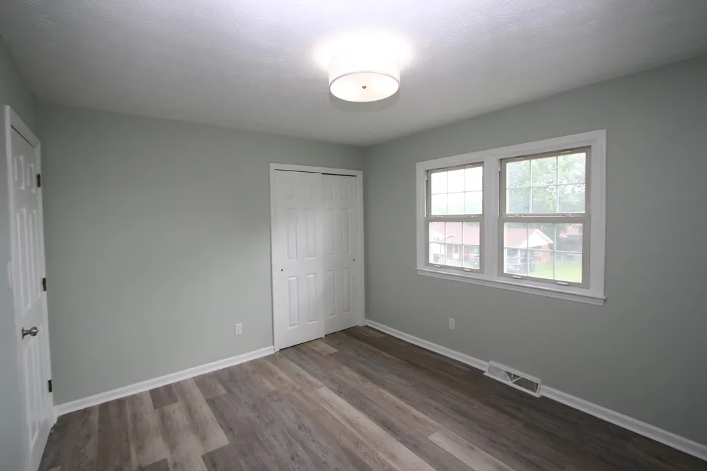 520 Henrico Road Harrodsburg KY 40330