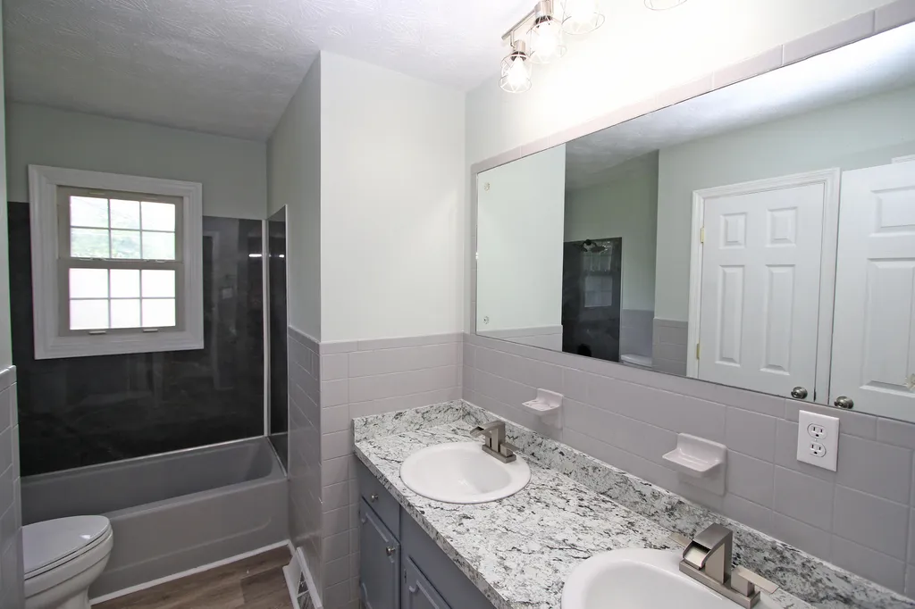 520 Henrico Road Harrodsburg KY 40330